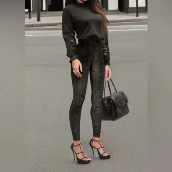 Zara/ Limited edition/ Knit/ Metallic black/  Silver/ High rise/ Leggings - Picture 2 of 8